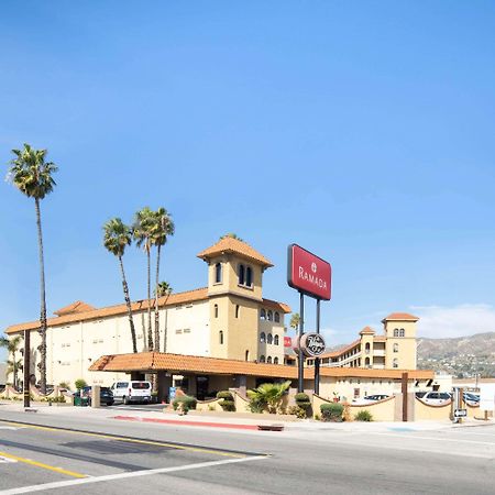 Ramada By Wyndham Burbank Airport Hotel Kültér fotó