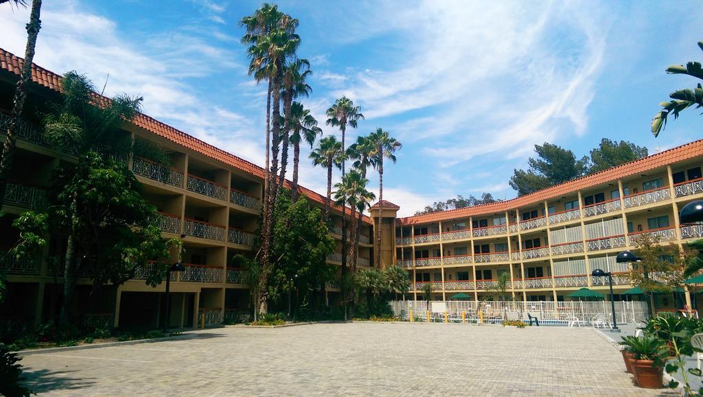 Ramada By Wyndham Burbank Airport Hotel Kültér fotó