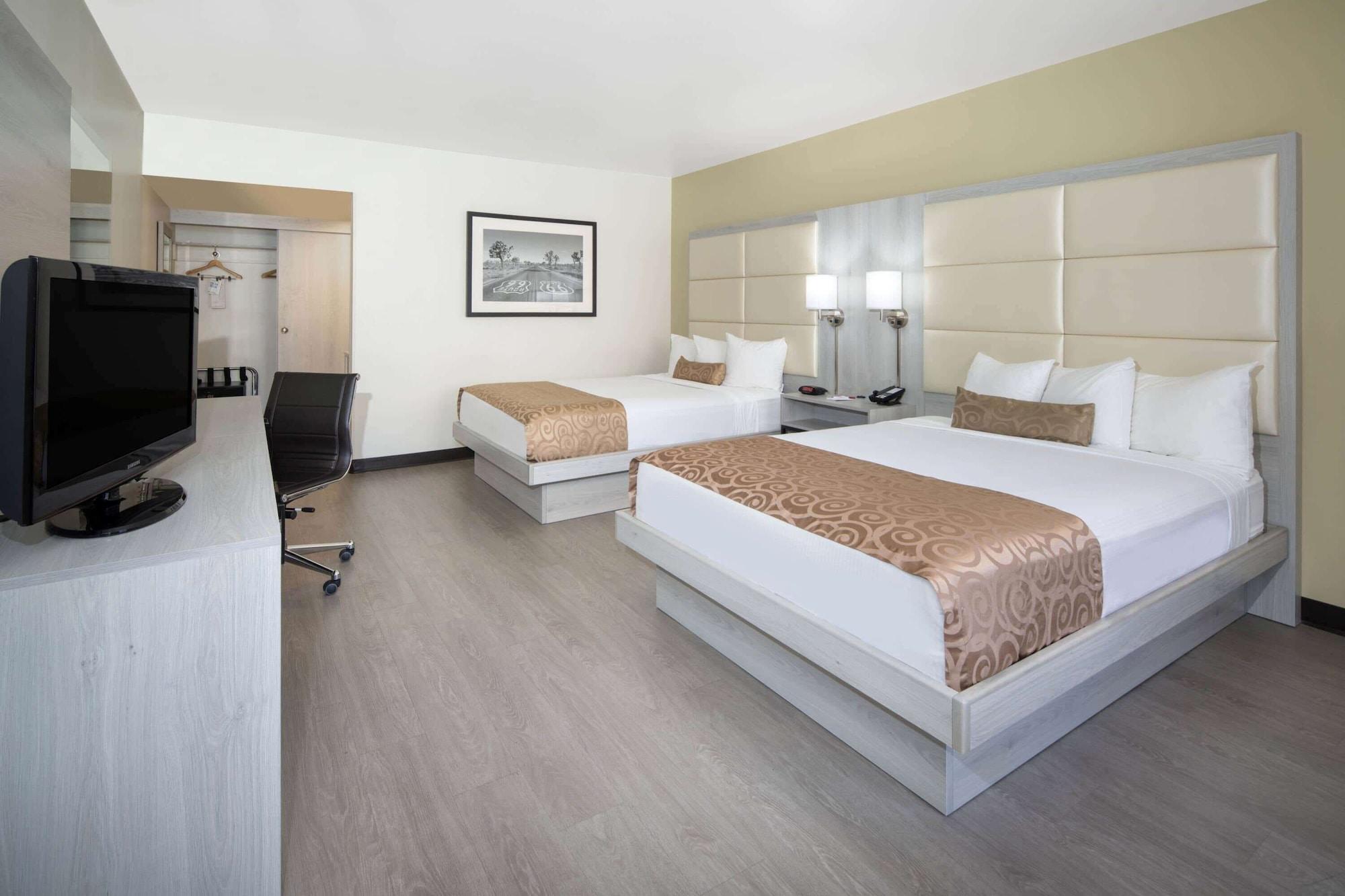 Ramada By Wyndham Burbank Airport Hotel Kültér fotó